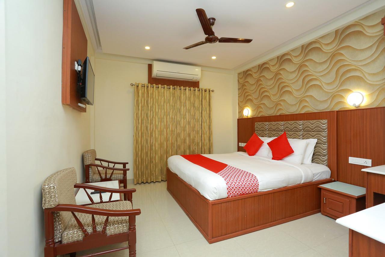 Capital O 14702 Kovilakam Residency Thrissur Exterior foto